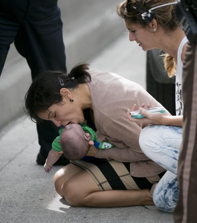A Woman Performed CPR on an Infant on the Side of a Highway in Miami Today and Saved the Baby's Life
